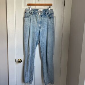 Abercrombie & Fitch The 90s Straight Ultra High Rise Jeans Curve Love sz 31 12L
